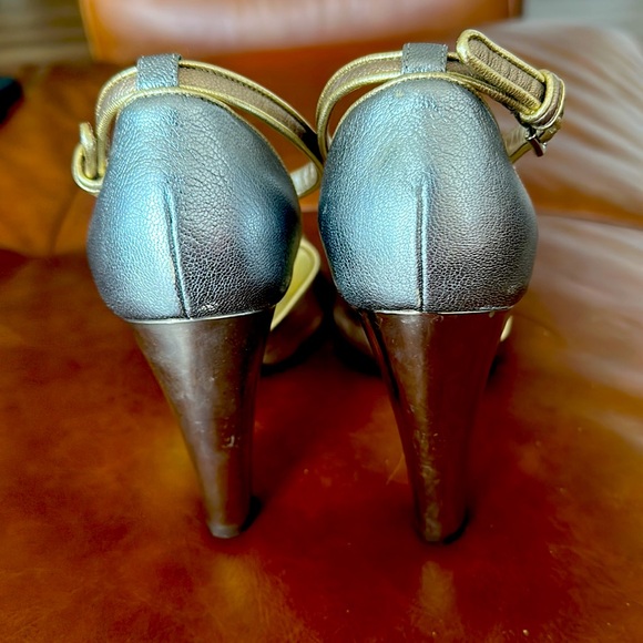 DOLCE & GABBANA ๐ - Picture 3 of 6